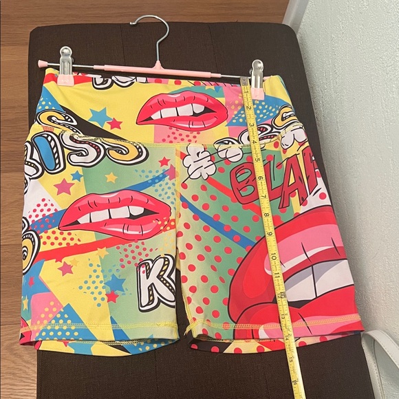 #1294=Colorful Graphic Print Shorts - Picture 3 of 5